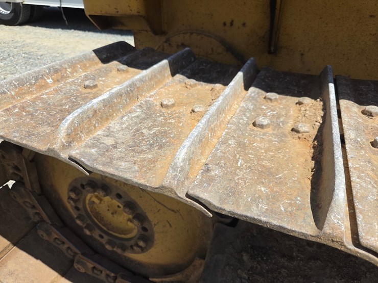 deere-650h-lt-image-48