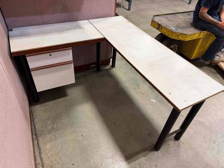 5'x52"-l-shaped-desk-image-2
