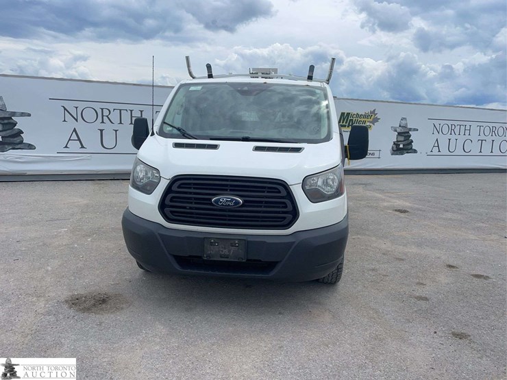 2017-ford-transit-image-2