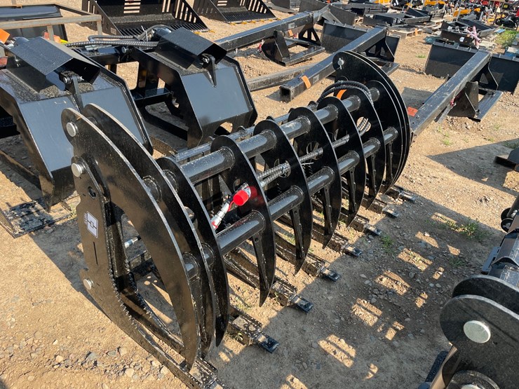 #18343-•-2026-giyi-skid-steer-grapple-(princeton,-mn)-image-3