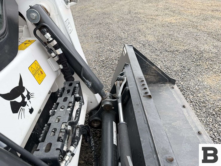 2024-bobcat-t650-image-13