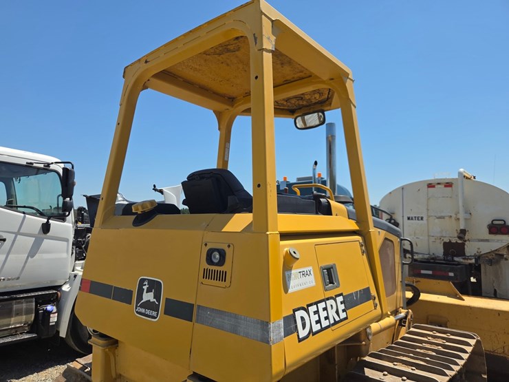 deere-650h-lt-image-32
