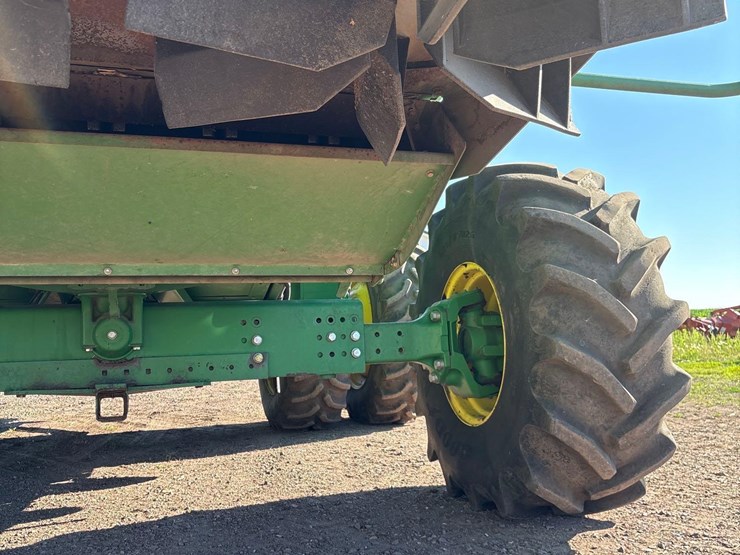 2012-john-deere-s680-image-56