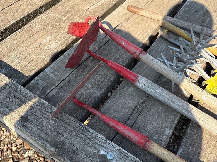 rakes-&-garden-hoes-image-5