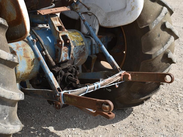 ford-4110-image-5