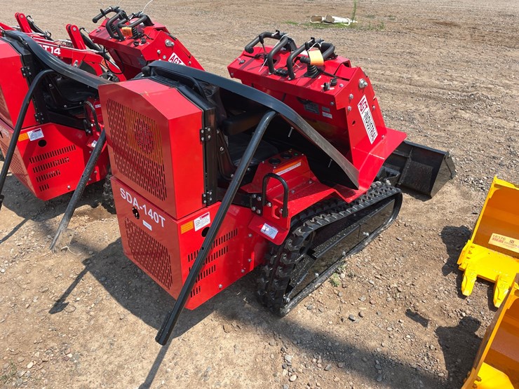 #18384-•-unused-2026-agt-crawler-loader-(princeton,-mn)-image-3