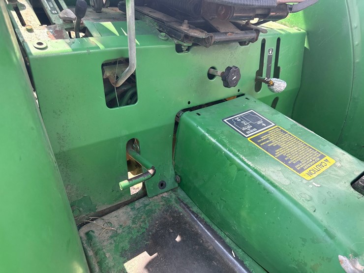 1992-john-deere-1070-image-27