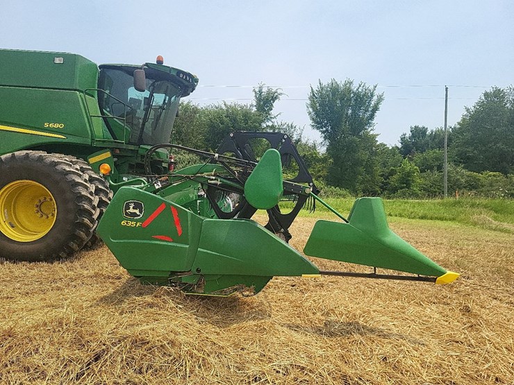 john-deere-635f-image-4