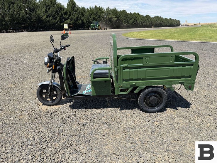 2026-sdlanch-et13-electric-tricycle-image-3