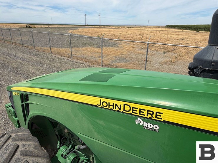 2014-john-deere-8345r-image-50