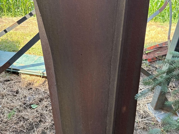 approx-300bu-holding-bin-with-stand-image-15