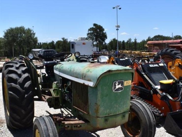 john-deere-1530-image-2