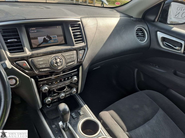 2014-nissan-pathfinder-image-13