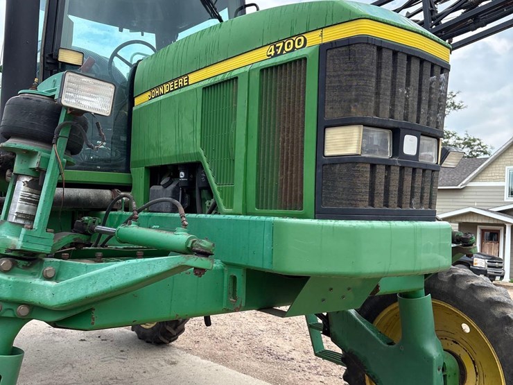 1998-john-deere-4700-image-24