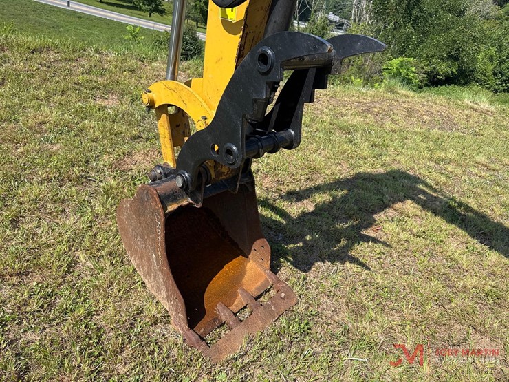 2023-caterpillar-306-cr-image-18