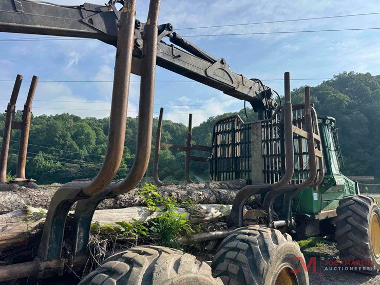 2005-deere-1110d-image-24