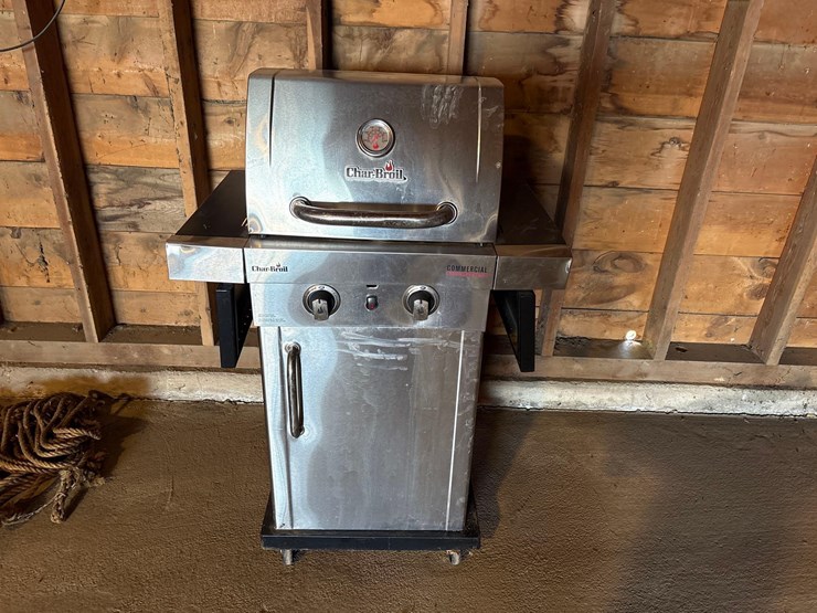 charbroil-commercial-grill-image-1