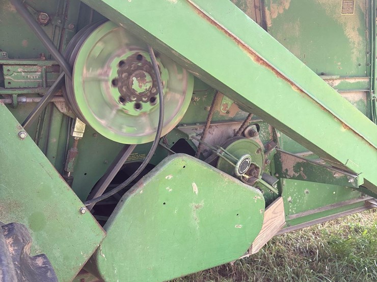 john-deere-4400-image-40