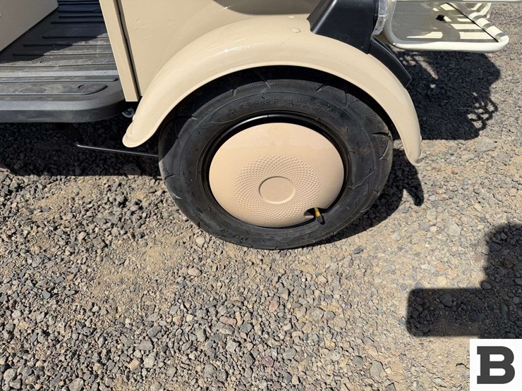 2026-sdlanch-irgc40-mini-golf-cart-image-5