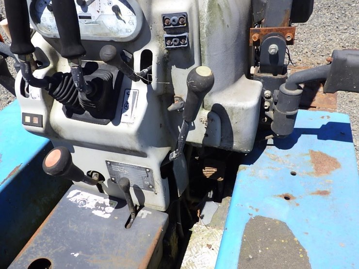 argo-tractors-1tbl/as-tracked-tractor-image-25