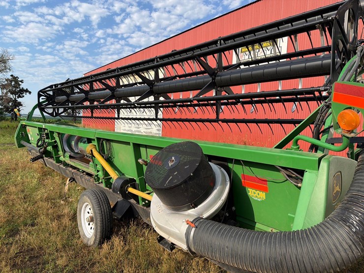 john-deere-630f-image-28