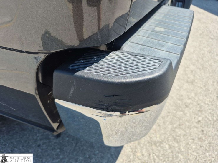 2017-ford-f150-image-23
