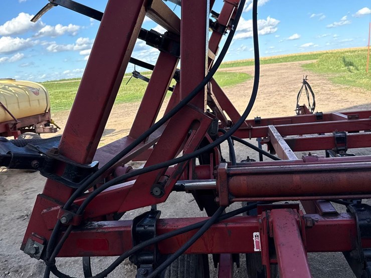 case-ih-4600-image-32