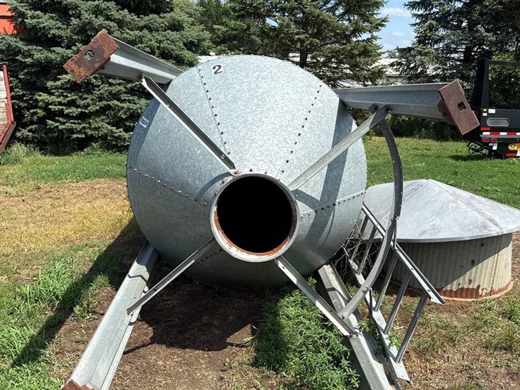 approx-9-ton-chore-time-bulk-bin-image-13