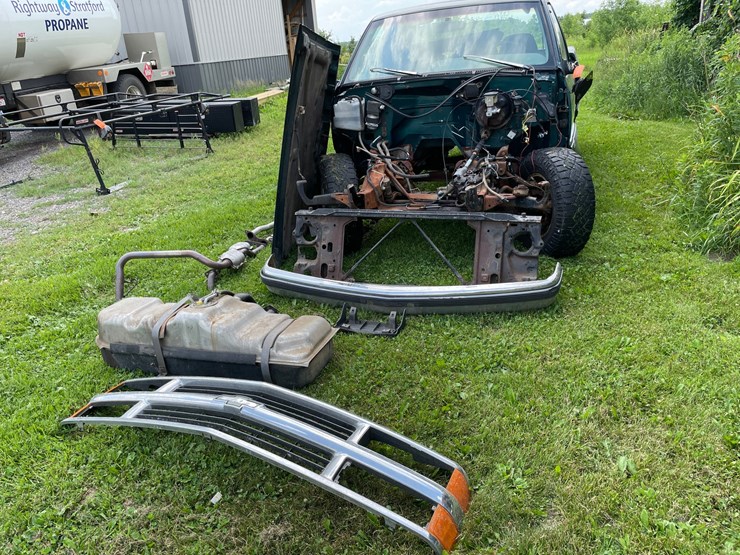 1996-chevrolet-1500-image-2