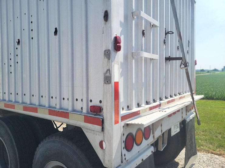 1978-chamberlain-jagh---500-tandem-axle-semi-hopper-trailer-image-38