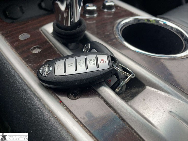 2013-nissan-pathfinder-image-14
