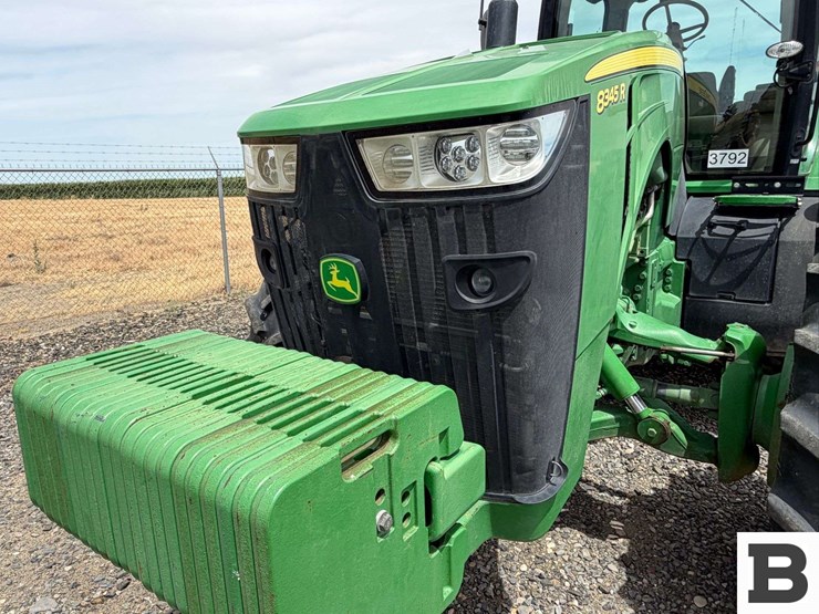 2014-john-deere-8345r-image-12