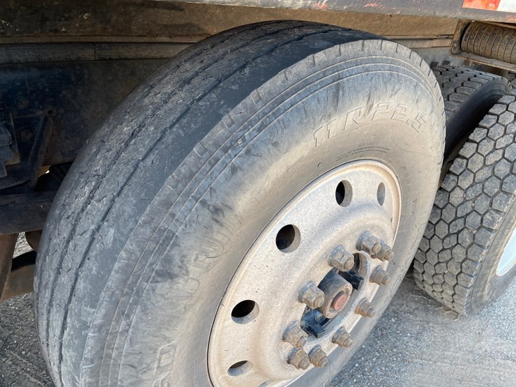 2007-mack-cl700-image-21