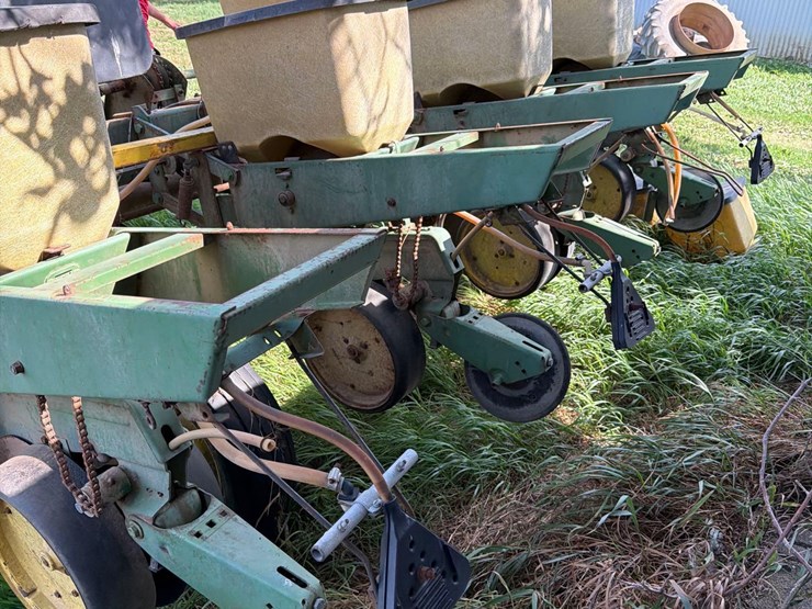 john-deere-7000-image-9