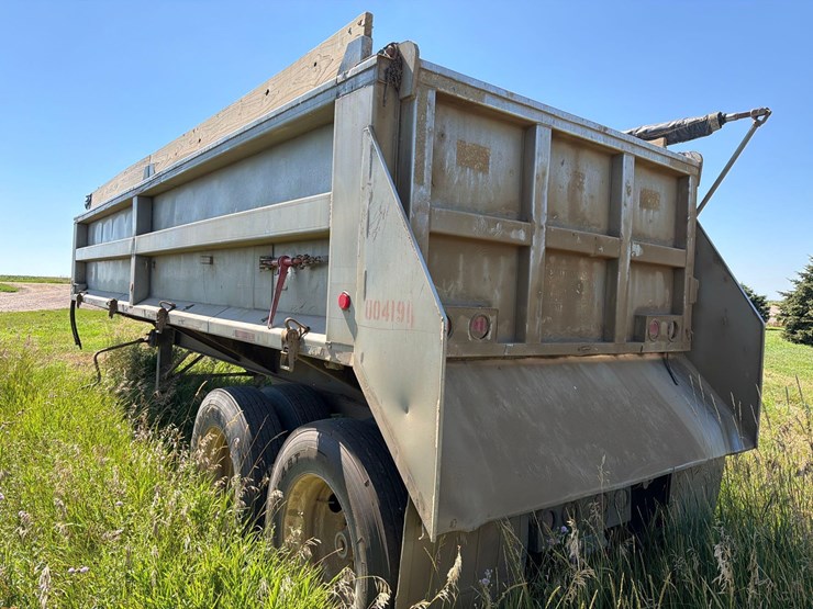 2006-converto-27ft-semi-end-dump-silage-trailer-image-31