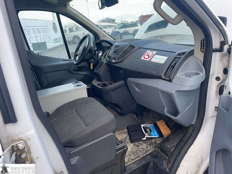 2018-ford-transit-image-17