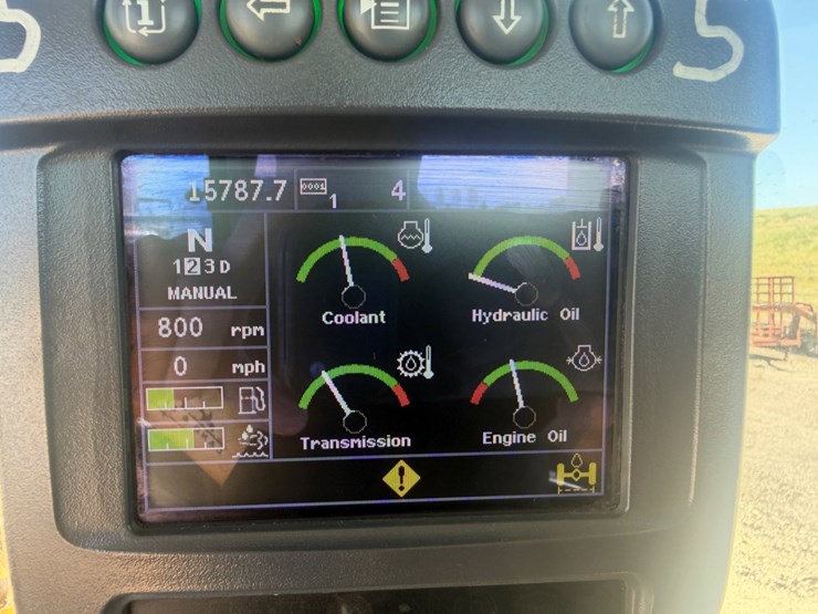 2018-deere-744k-image-13