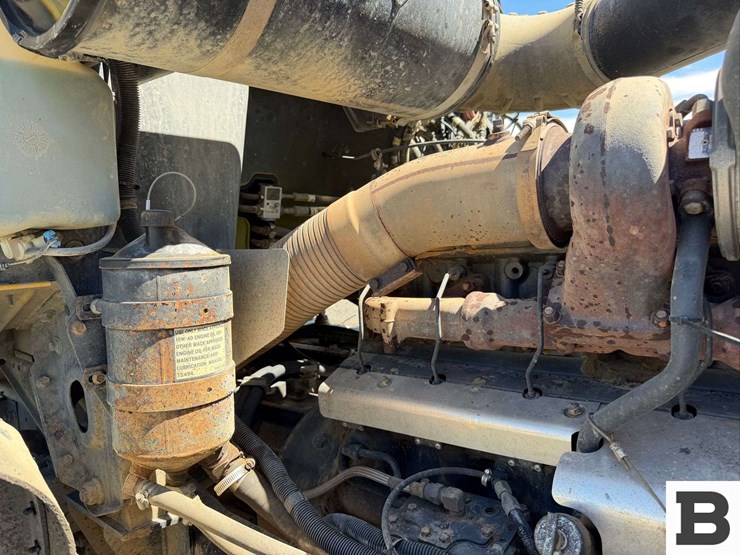 1999-mack-cl713-image-54