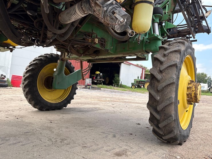 1998-john-deere-4700-image-36