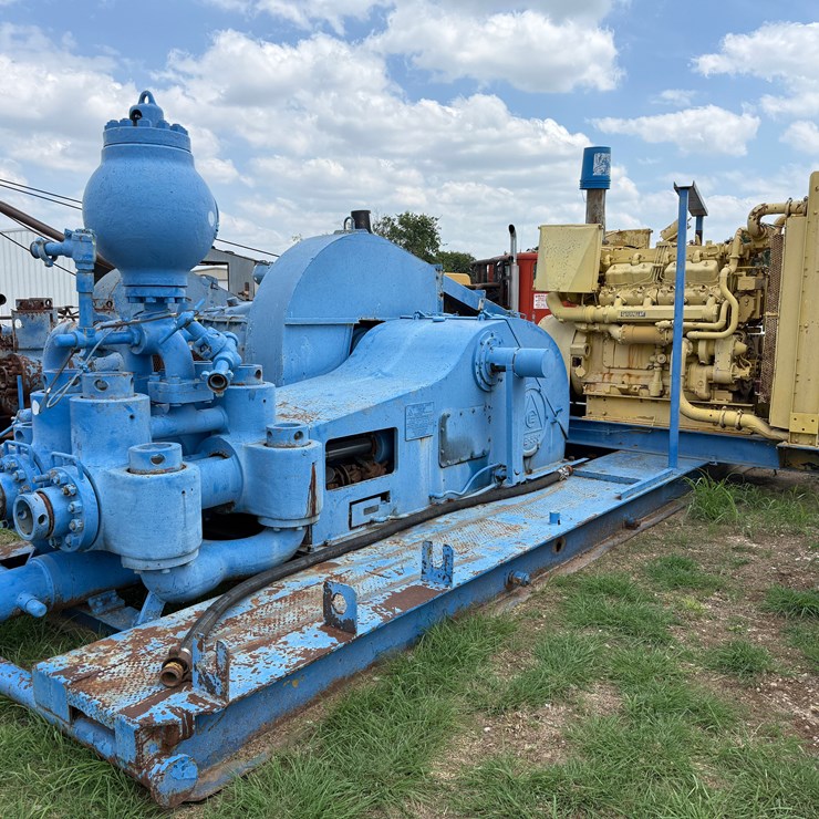 CATERPILLAR D379