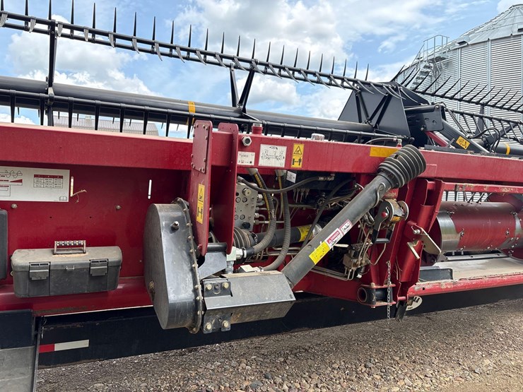 2018-case-ih-3162-image-9