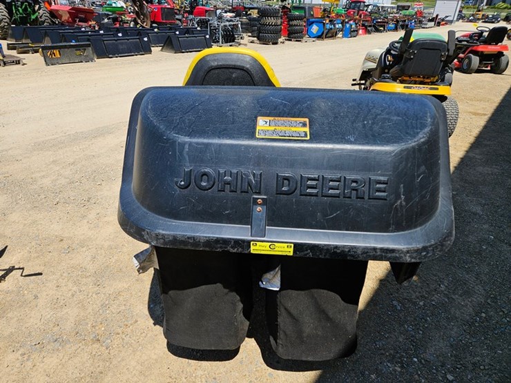 john-deere-x300-image-8