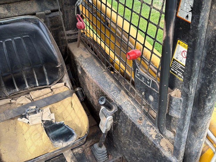 deere-6675-image-32