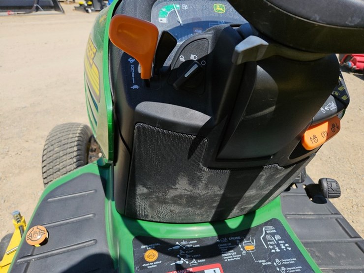 john-deere-x475-image-25
