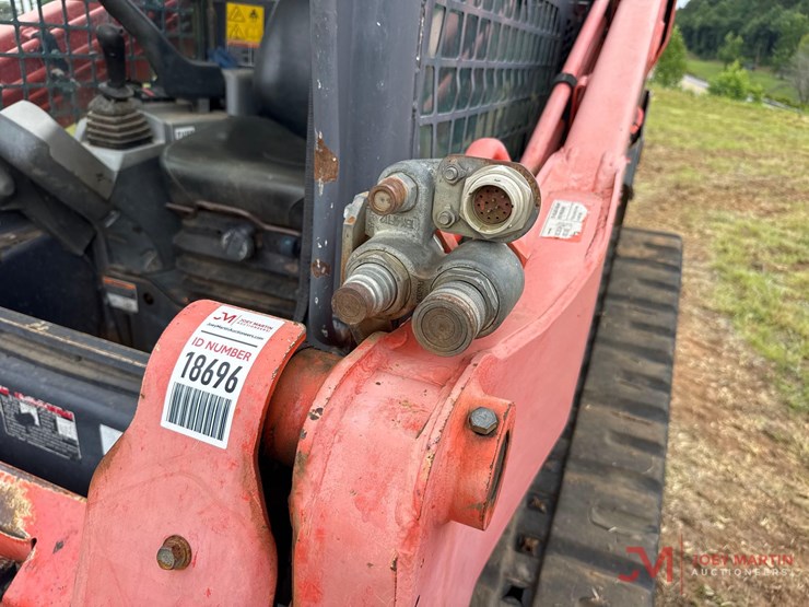2015-kubota-svl75-2-image-10