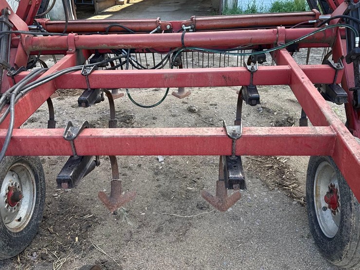 case-ih-4600-image-47