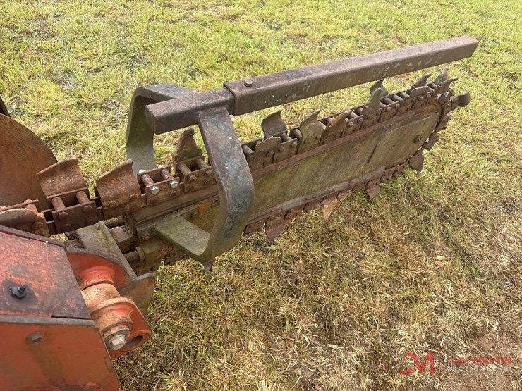 ditch-with-3500-dd-ldb-trencher-image-11