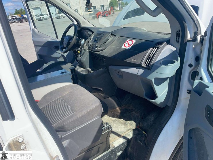 2018-ford-transit-image-18
