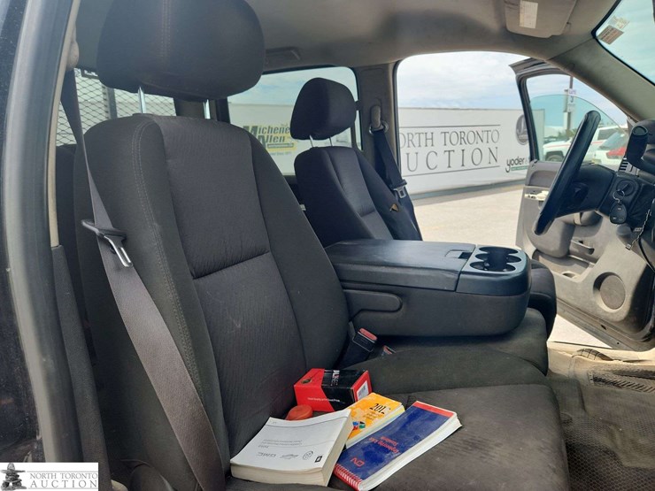 2012-gmc-sierra-3500hd-image-22