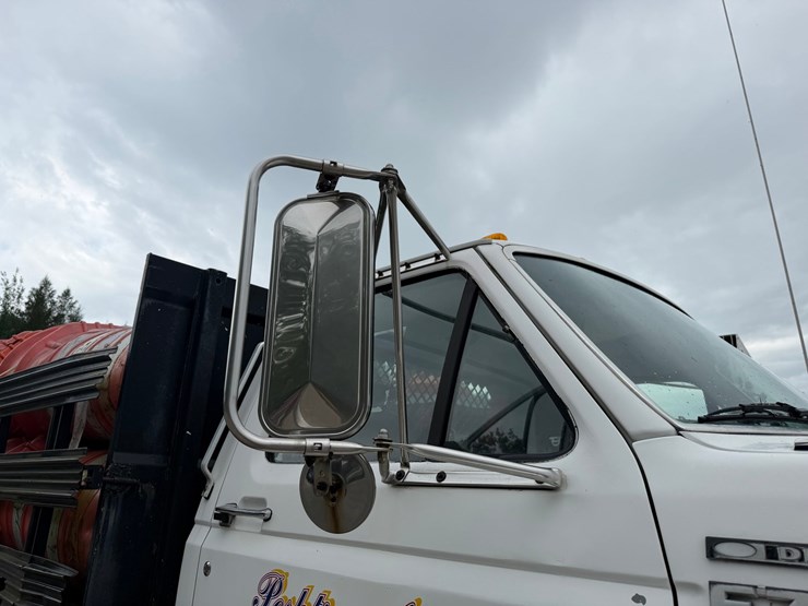 ford-f700-image-20